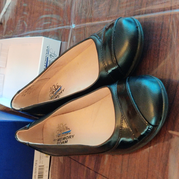 Black Ilara, Life Stride Memory Foam, size 8M - Picture 1 of 10